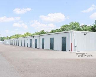 Photo 3 of Storage Rentals of America - 7279 Winchester Road, Memphis, TN