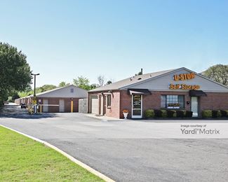 Photo 2 of U-Stor Self Storage - 2835 Covington Pike, Memphis, TN
