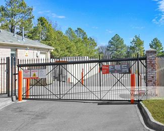 Photo 3 of Public Storage - 314 South Mount Pleasant Road, Collierville, TN