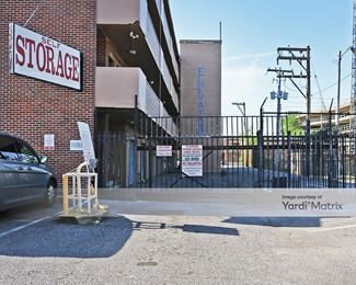 Photo 2 of Medical Center Self Storage - 1045 Jefferson Avenue, Memphis, TN
