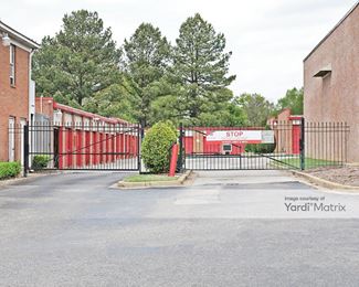 Photo 2 of Devon Self Storage - 6140 East Shelby Drive, Memphis, TN