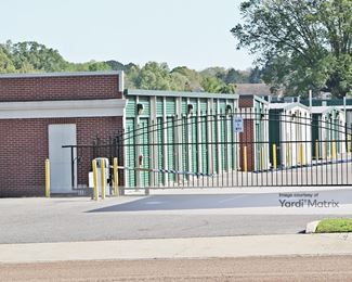 Photo 3 of Storage Towne of America - 7845 East Shelby Drive, Memphis, TN