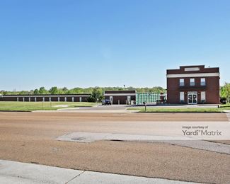 Photo 4 of Storage Towne of America - 7845 East Shelby Drive, Memphis, TN