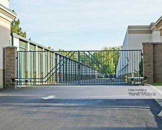 Photo 4 of Public Storage - 5365 Goodman Road, Olive Branch, MS