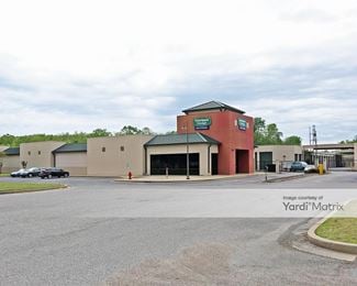 Photo 1 of Snapbox Self Storage - 1634 Goodman Road West, Horn Lake, MS