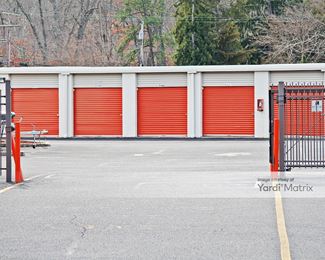 Photo 4 of Public Storage - 1070 US Hwy 9, Howell, NJ