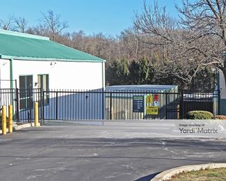 Photo 4 of Extra Space Storage - 107 US Highway 22 East, Dunellen, NJ