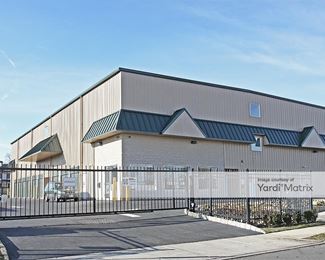 Photo 3 of Atlantic Highlands Self-Storage - 13 West Avenue, Atlantic Highlands, NJ