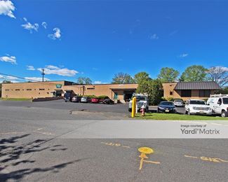 Photo 4 of Extra Space Storage - 10 Pleasant Hill Road, Monroe Township, NJ