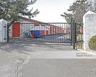 Photo 3 of Public Storage - 950 Shrewsbury Avenue, Tinton Falls, NJ