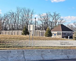 Photo 4 of Hunterdon Storage - 177 US-202, Flemington, NJ