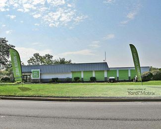 Photo 2 of Extra Space Storage - 3540 Quakerbridge Road, Hamilton Township, NJ