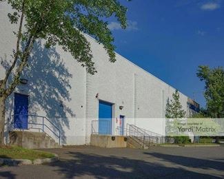Photo 2 of CubeSmart Self Storage - 268 Cliffwood Avenue, Cliffwood, NJ