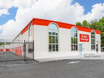 Photo 6 of Public Storage - 289 US Highway 9, Manalapan, NJ