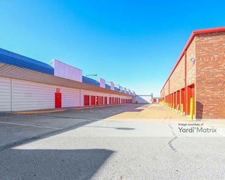 Photo 2 of Public Storage - 104 Armstrong Drive, Mustang, OK