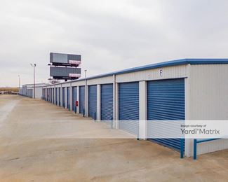 Photo 2 of KO Storage - 221 SE Park Avenue, Lawton, OK