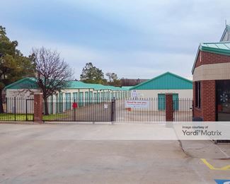 Photo 2 of Morningstar Storage - 12520 North MacArthur, Oklahoma City, OK