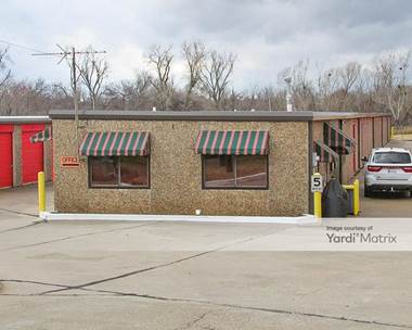 Storage Units for Rent available at 750 South Ranchwood Blvd, Yukon, OK 73099