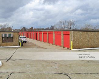Photo 3 of American Self  Storage - 750 South Ranchwood Blvd, Yukon, OK