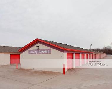 Storage Units for Rent available at 8012 South Santa Fe, Oklahoma City, OK 73139
