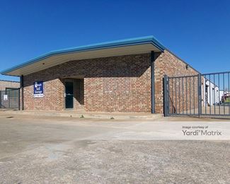 Photo 1 of Public Storage - 410 West Country Club Road, Chickasha, OK