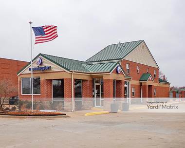 Storage Units for Rent available at 1000 North Santa Fe, Edmond, OK 73003