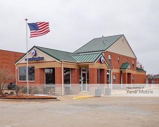 Photo 1 of Morningstar Storage - 1000 North Santa Fe, Edmond, OK