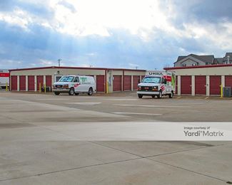 Photo 3 of Westpoint Self Storage - 220 Pointe Parkway Blvd, Yukon, OK
