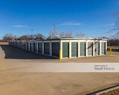 Storage Units for Rent available at 1750 East 2nd Street, Edmond, OK 73034