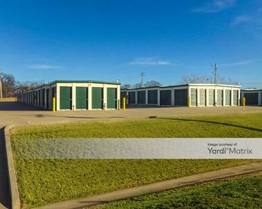 Storage Units for Rent available at 1750 East 2nd Street, Edmond, OK 73034