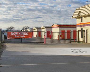 Storage Units for Rent available at 7220 West Reno Avenue, Oklahoma City, OK 73127