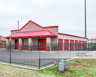 Photo 2 of Red Rock Self Storage - 9013 East Reno Avenue, Midwest City, OK