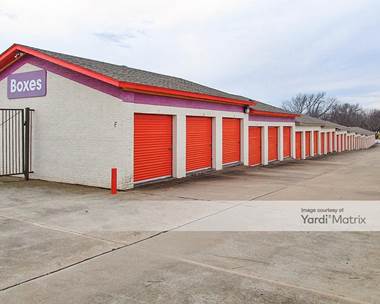 Storage Units for Rent available at 4105 South May Avenue, Oklahoma City, OK 73119