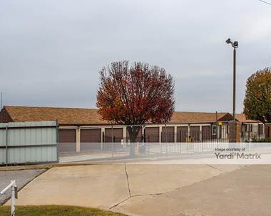 Storage Units for Rent available at 7600 North Rockwell Avenue, Oklahoma City, OK 73132