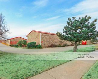 Photo 3 of Public Storage - 10221 West Hwy 66, Yukon, OK
