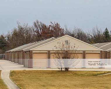 Storage Units for Rent available at 5920 North Rockwell Avenue, Bethany, OK 73008