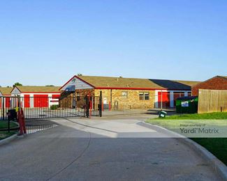 Photo 2 of SecurCare Self Storage - 1290 North Mustang Road, Mustang, OK