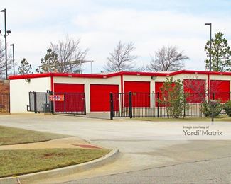 Photo 2 of Public Storage - 1825 East Memorial Road, Oklahoma City, OK