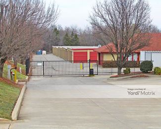 Photo 2 of Gatekeeper Self Storage - 3221 East Memorial Road, Edmond, OK