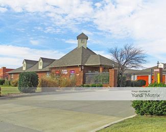Photo 1 of Public Storage - 905 SE 19th Street, Moore, OK