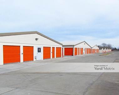 Storage Units for Rent available at 905 SE 19th Street, Moore, OK 73160