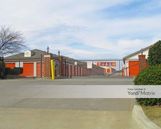 Photo 3 of Public Storage - 905 SE 19th Street, Moore, OK