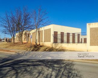 Photo 5 of SpareBox Storage - 1008 Waterwood Pkwy, Edmond, OK