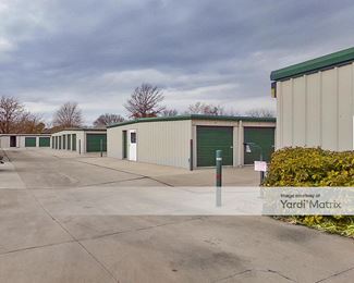 Photo 2 of A-M Storage - 424 East Lakeview Road, Stillwater, OK