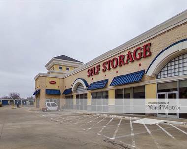 Storage Units for Rent available at 1436 North Kelly Avenue, Edmond, OK 73003