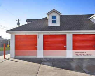 Photo 2 of Public Storage - 2900 NW Grand Blvd, Oklahoma City, OK