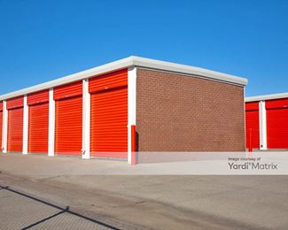 Photo 3 of Public Storage - 3015 North Service Road, Moore, OK