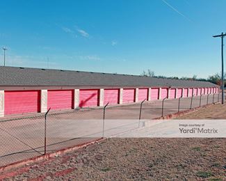 Photo 3 of Public Storage - 802 West Hefner Road, Oklahoma City, OK