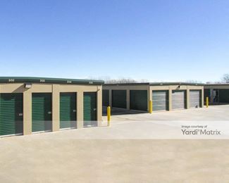 Photo 3 of Gizmo Storage - 2200 Weedn Blvd, Purcell, OK