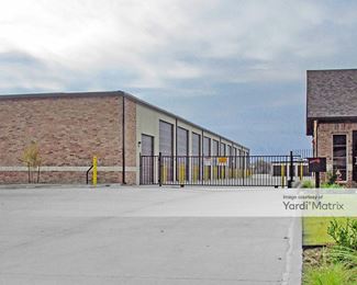 Photo 4 of Public Storage - 330 SW 104th Street, Oklahoma City, OK